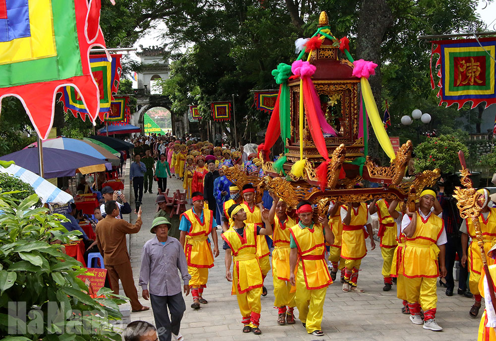 Lễ hội Đền Trần
